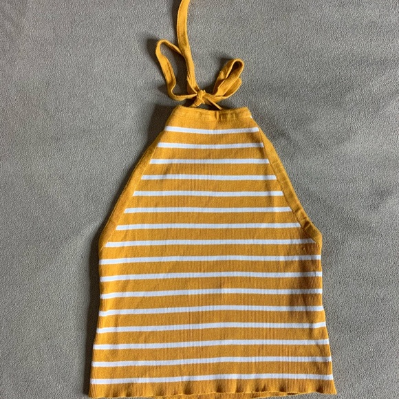 Halter top - Picture 1 of 2